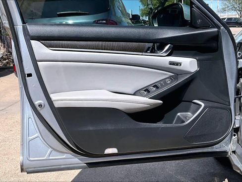 Used 2018 Honda Accord EX-L image 22