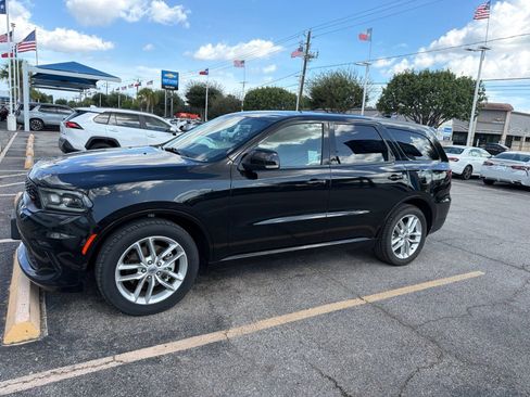 Used 2022 Dodge Durango GT RWD image 1