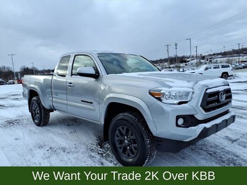 Used 2022 Toyota Tacoma SR5 image 7