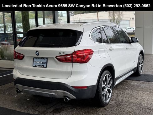 Used 2017 BMW X1 xDrive28i image 7