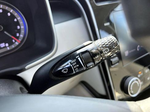 Used 2023 Hyundai Tucson SE image 28