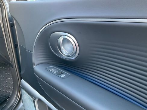 Used 2026 Hyundai Ioniq 9 Limited image 81