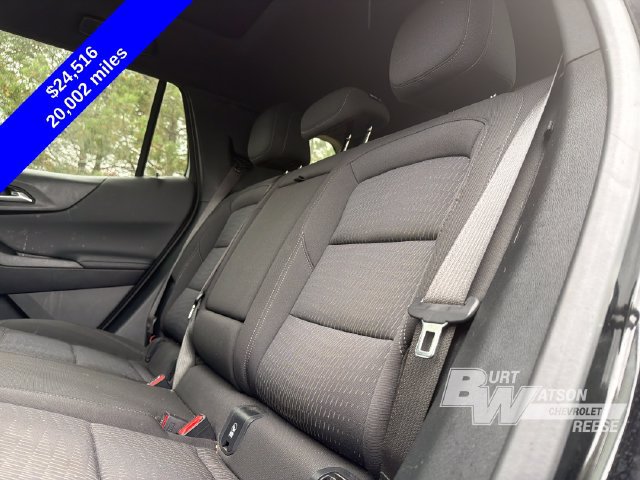 Used 2025 Chevrolet Equinox LT w/ Safety and Technology Package FWD image 16