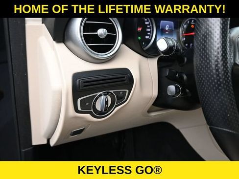 Used 2016 Mercedes-Benz GLC 300 4MATIC image 16