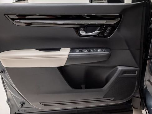 Used 2026 Honda CR-V EX-L image 7