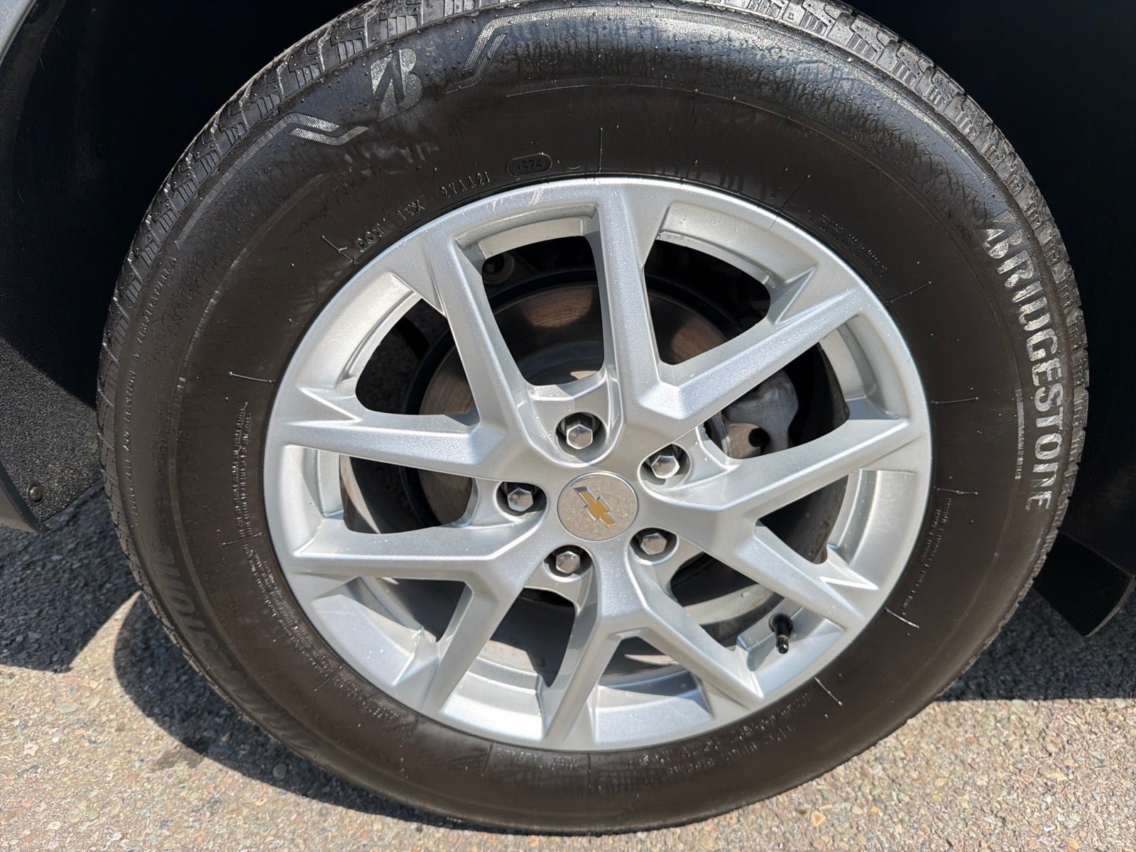 Used 2024 Chevrolet Equinox LT AWD/4WD image 6