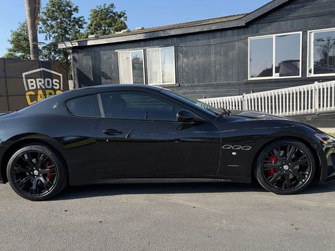 Used 2014 Maserati GranTurismo Sport image 9