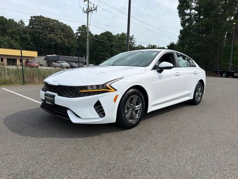 Certified 2023 Kia K5 LXS FWD image 2