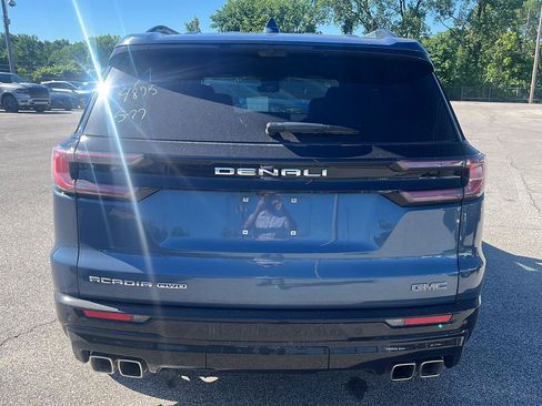 Used 2026 GMC Acadia Denali Ultimate w/ LPO, Floor Liner Package AWD/4WD image 6