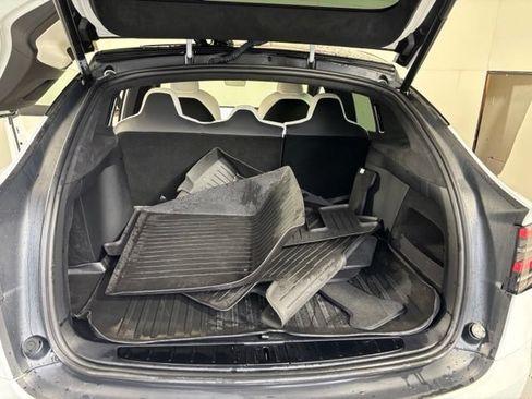 Used 2023 Tesla Model X AWD/4WD image 21