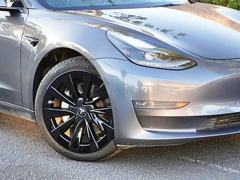 Used 2022 Tesla Model 3 Long Range image 4