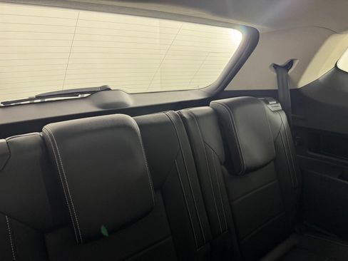 Used 2023 Volkswagen Atlas SEL R-Line AWD/4WD image 29