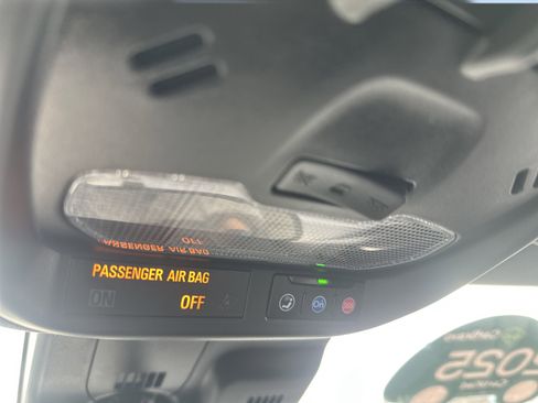 Certified 2025 Chevrolet Trax RS w/ Sunroof Package image 14