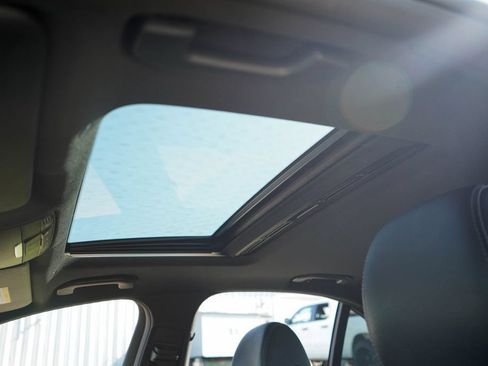 Used 2019 Mercedes-Benz E 300 image 13