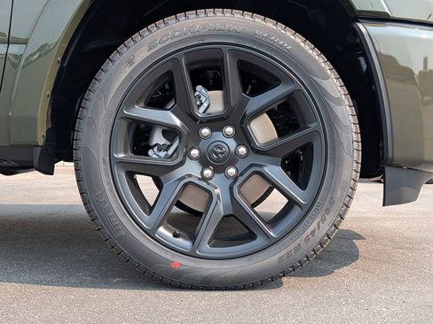 New 2026 RAM 1500 Laramie AWD/4WD image 4