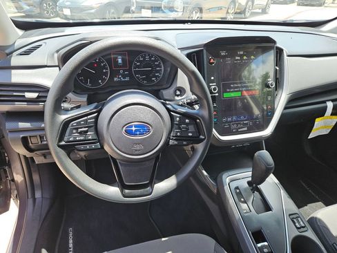 Used 2025 Subaru Crosstrek 2.0i Premium AWD/4WD image 17