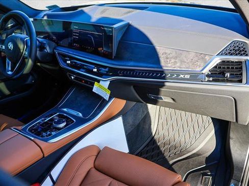 New 2026 BMW X5 xDrive50e image 23