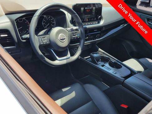 Used 2023 Nissan Rogue SL w/ SL Premium Package FWD image 5