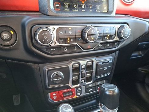 Certified 2020 Jeep Gladiator Rubicon image 18