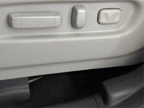 Used 2021 Honda Pilot EX image 25
