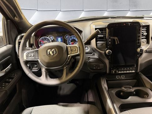New 2026 RAM 2500 Big Horn AWD/4WD image 10