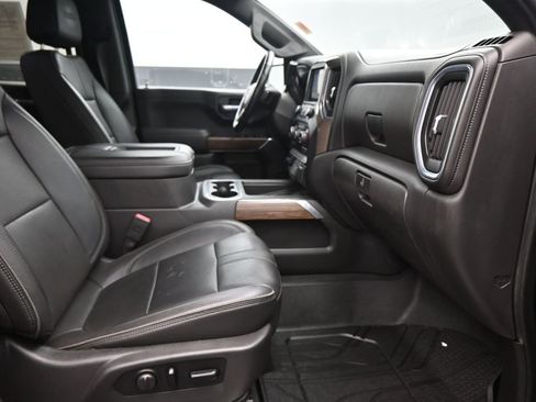 Used 2020 Chevrolet Silverado 1500 High Country w/ Technology Package image 20