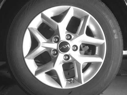 Used 2025 Kia Soul LX w/ LX Technology Package image 14