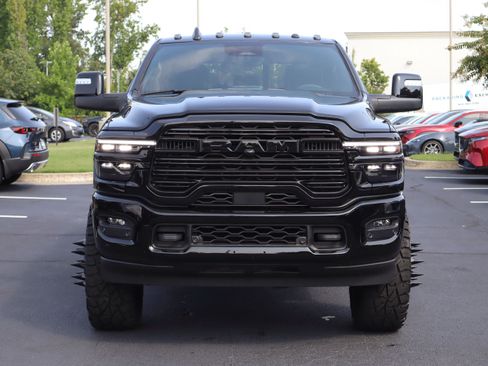 Used 2026 RAM 3500 Laramie AWD/4WD image 36