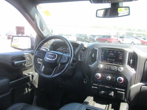 Used 2021 GMC Sierra 1500 AT4 w/ AT4 Preferred Package AWD/4WD image 26