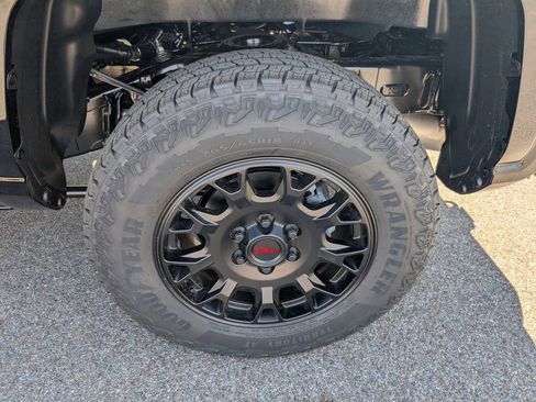 New 2026 Toyota Tacoma SR5 AWD/4WD image 30