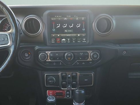 Used 2020 Jeep Gladiator Rubicon AWD/4WD image 13
