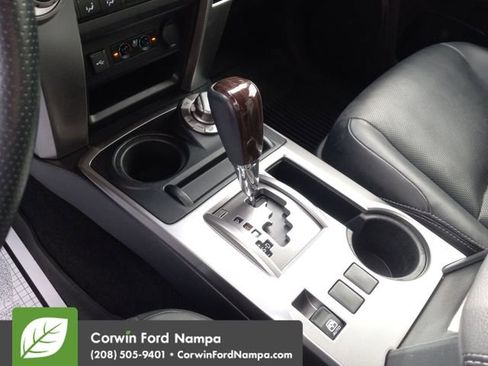 Used 2023 Toyota 4Runner Limited image 18