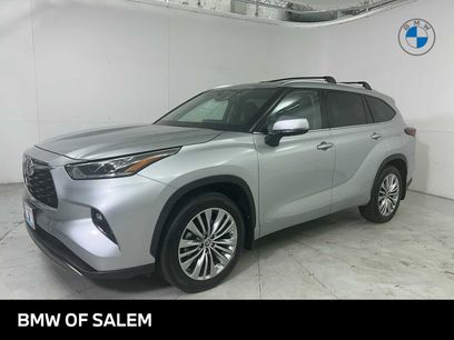 Used 2022 Toyota Highlander Platinum