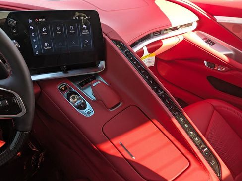 Used 2024 Chevrolet Corvette Z06 image 19