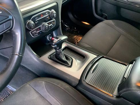 Used 2022 Dodge Charger SXT w/ Blacktop Package RWD image 17