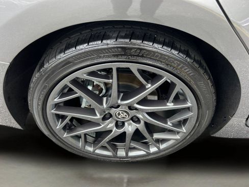 Used 2025 Toyota Camry XSE FWD image 31