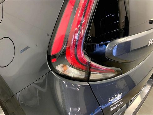 Certified 2025 Kia Soul LX image 27