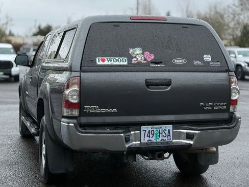 Used 2014 Toyota Tacoma PreRunner w/ SR5 Package image 3