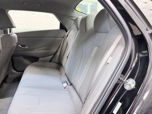 Used 2024 Hyundai Elantra SEL FWD image 20