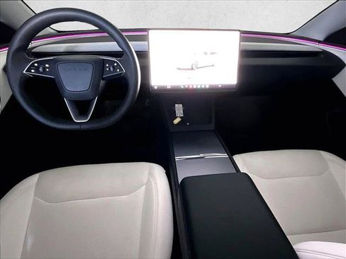 Used 2025 Tesla Model 3 Long Range RWD image 16