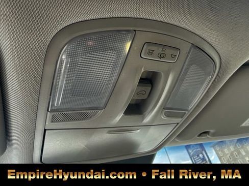Used 2023 Hyundai Kona Limited AWD/4WD image 28