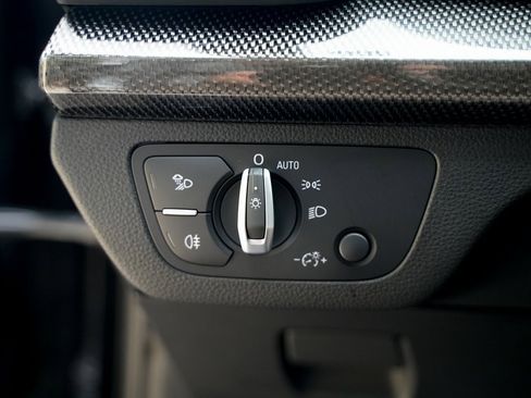 Used 2021 Audi SQ5 Premium Plus w/ Premium Plus Package image 26