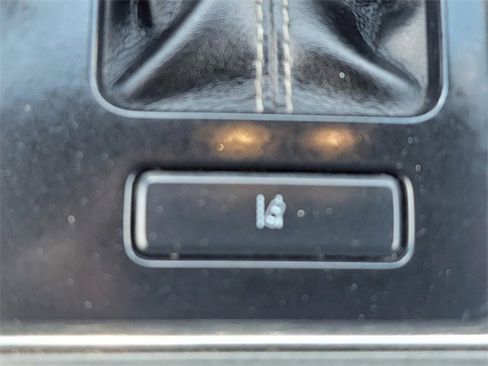 Used 2020 Ford F150 Raptor image 28