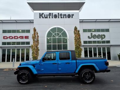 Used 2024 Jeep Gladiator Sport
