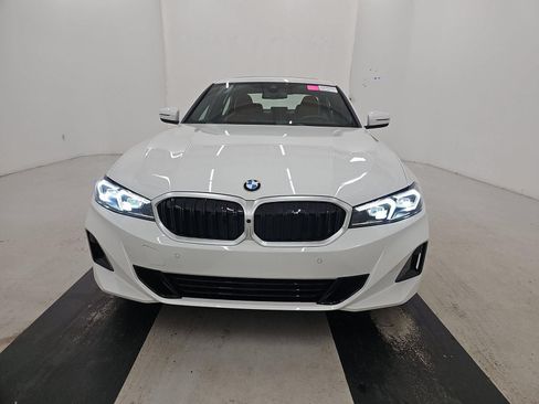Used 2026 BMW 330i Sedan RWD image 2