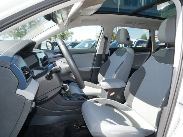 Certified 2024 Volkswagen Taos SE AWD/4WD image 15