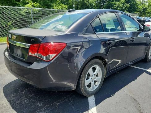Used 2015 Chevrolet Cruze LT w/ Sun And Sound Package FWD image 2