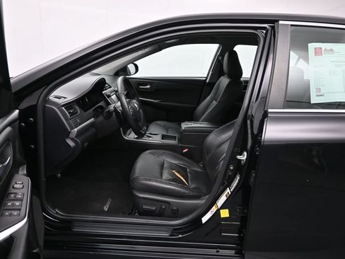 Used 2016 Toyota Camry SE FWD image 20