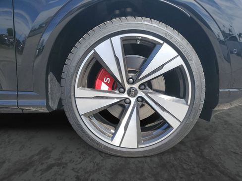 New 2025 Audi SQ5 Premium Plus AWD/4WD image 6