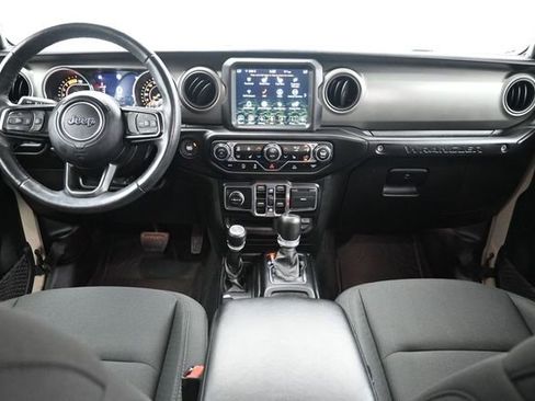 Used 2022 Jeep Wrangler Unlimited Sport AWD/4WD image 16